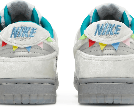Men's SB Dunk Low Ice Shoes