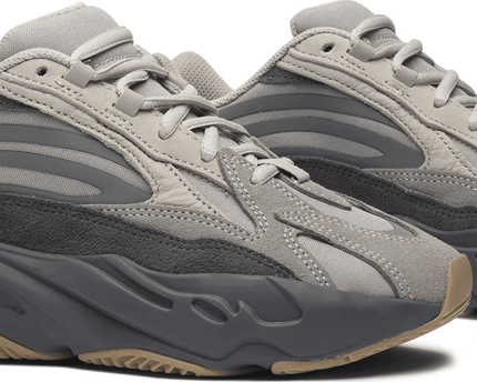 Men's Yeezy Boost 700 V2 Tephra Shoes