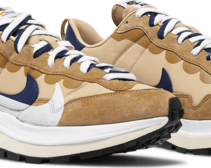 Men's Sacai x VaporWaffle Sesame Blue Void Shoes
