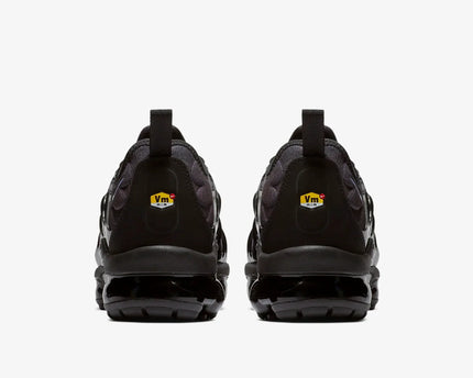 Men's Air VaporMax Plus Black And Aluminum Shoes