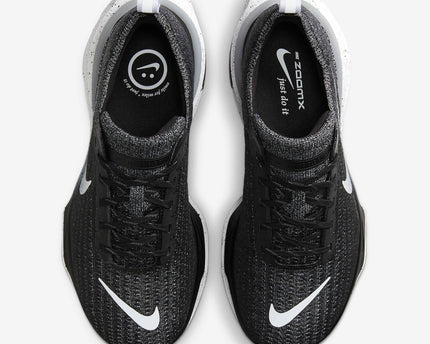 Men's Invincible 3 Black And White Shoes