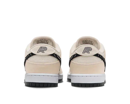 Men's SB Dunk Low x Albino & Preto Pearl White Shoes