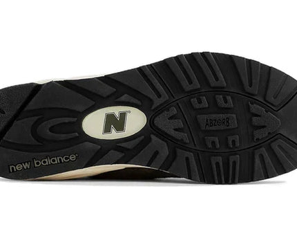 Men's New Balance Teddy Santis x 990v2 Grey Shoes