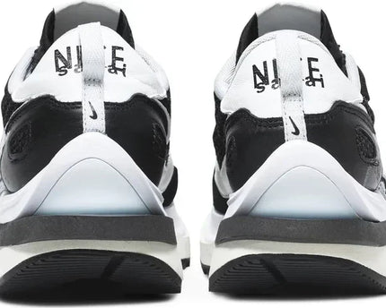 Men's Vaporwaffle Sacai Black White Shoes