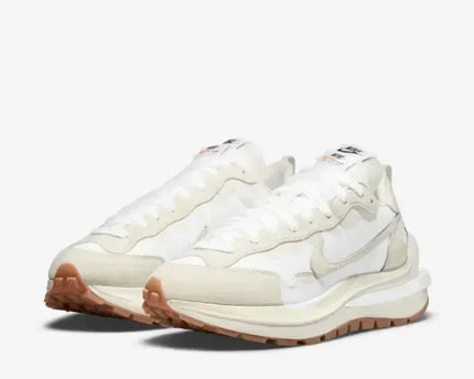 Men's Vaporwaffle Sacai Sail White Gum Shoes