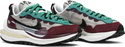 Men's Vaporwaffle Sacai Villain Red Shoes