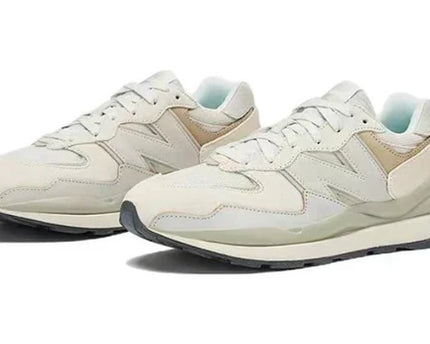 Men's New Balance 57/40 Grey Day Shoes