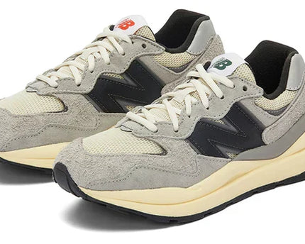 Men's New Balance 57/40 Grey White Black Shoes