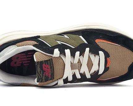 Men's New Balance 57/40 Lunar New Year - Black Poppy Shoes