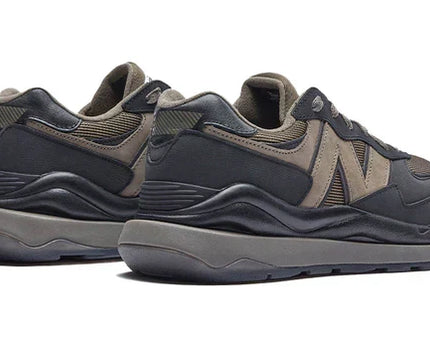 Men's New Balance N.HOOLYWOOD x 57/40 'Black Light Brown' Shoes