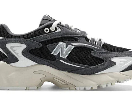 Men's New Balance 725 Black White Silver Shoes