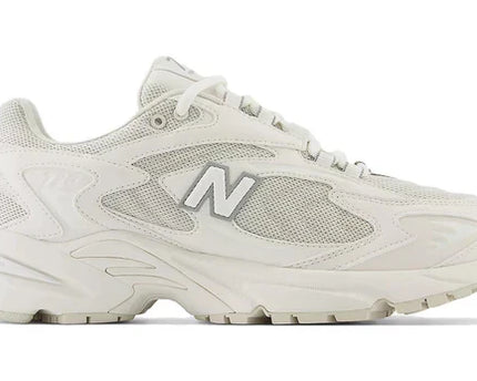 Men's New Balance 725 Creamy White Shoes