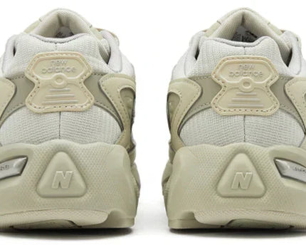 Men's New Balance 725 Low Cut Beige/Brown Shoes