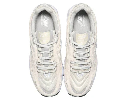Men's New Balance 725 Moonbeam Shoes