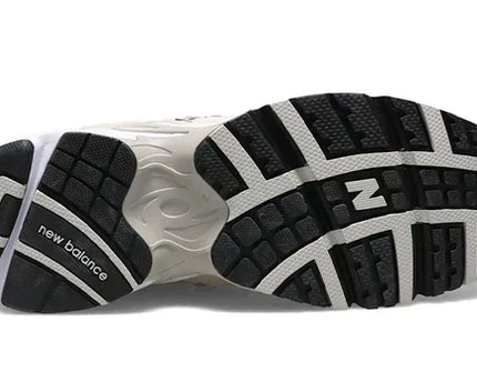 Men's New Balance 725 Moonbeam Shoes