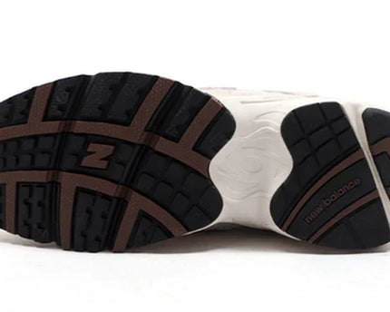 Men's New Balance 725 Series Low Tops Retro Beige Shoes