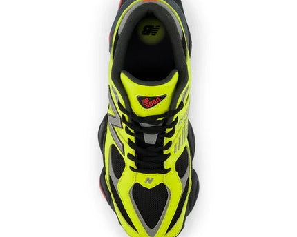 Men's New Balance 9060 Tea Tree Shoes