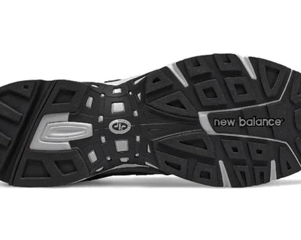 Men's New Balance 827 Black Grey Shoes