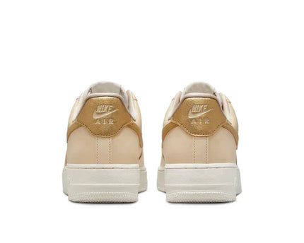 Men's Air Force 1 '07 Sanddrift Gold Shoes