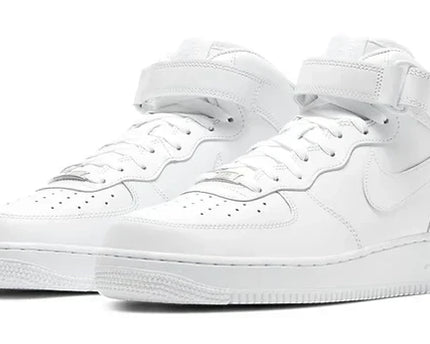 Men's Air Force 1 '07 White Shoes