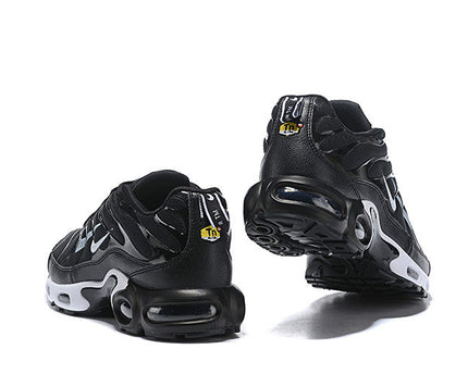 Men's Air Max Plus Black Shoes