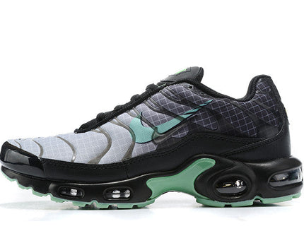 Men's Air Max Plus Green Glow Shoes