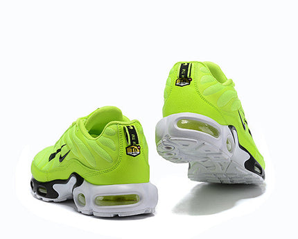 Men's Air Max Plus Lime Blast Shoes