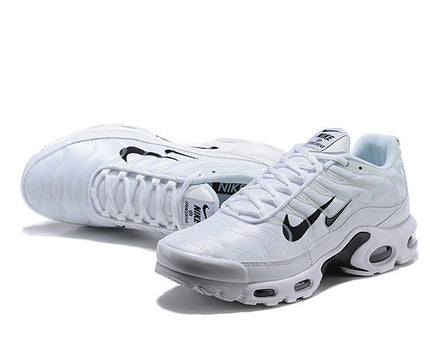 Men's Air Max Plus Silver Shoes
