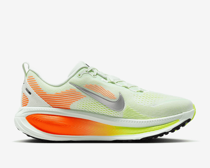 Men's Nike Vomero 18 Barely Green Shoes