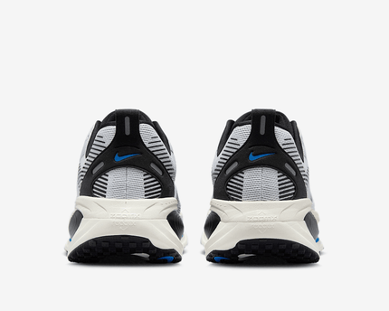 Men's Nike Vomero 18 White Black Shoes