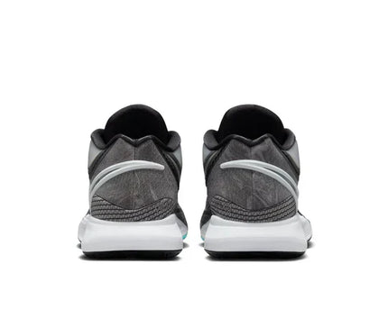 Men's Kyrie 8 Orca Shoes