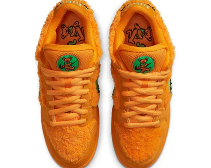 Men's Nike x Grateful Dead SB Dunk Low Orange Bear Shoes