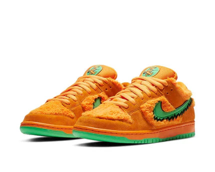 Men's Nike x Grateful Dead SB Dunk Low Orange Bear Shoes