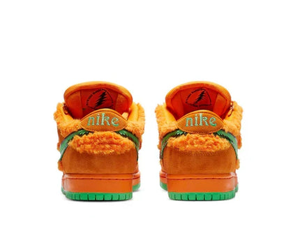 Men's Nike x Grateful Dead SB Dunk Low Orange Bear Shoes