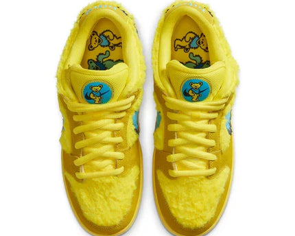 Men's Nike x Grateful Dead SB Dunk Low Yellow Bear Shoes