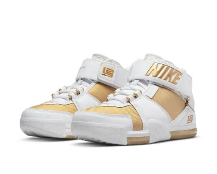 Men's Zoom LeBron 2 Maccabi Shoes