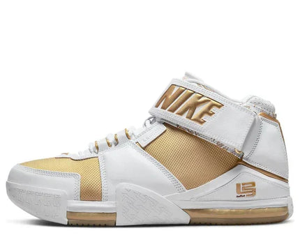 Men's Zoom LeBron 2 Maccabi Shoes