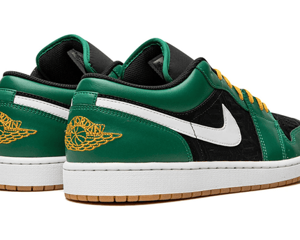 Men's Air Jordan 1 Low Holiday Special - Malachite Green Shoes