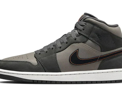 Men's Air Jordan 1 Mid Night Stadium Shoes