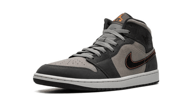 Men's Air Jordan 1 Mid Night Stadium Shoes