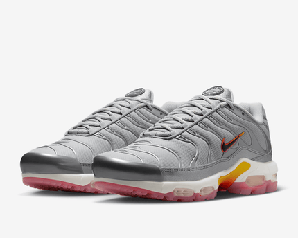 Men's Nike Air Max Plus G Metallic Silver Shoes
