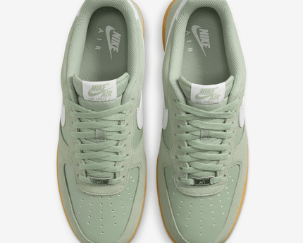 Men's Nike Air Force 1 '07 LV8 Jade Horizon Shoes
