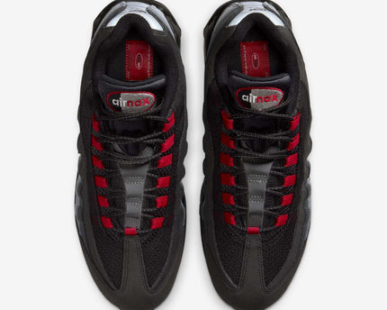 Men's Liverpool F.C. x Nike Air Max 95 Shoes
