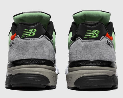 Men's New Balance 920 Black Grey Mint Shoes