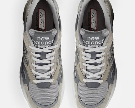 Men's New Balance 920 Gray Shoes