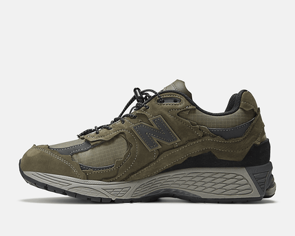 Men's New Balance 2002R Dark Moss Shoes