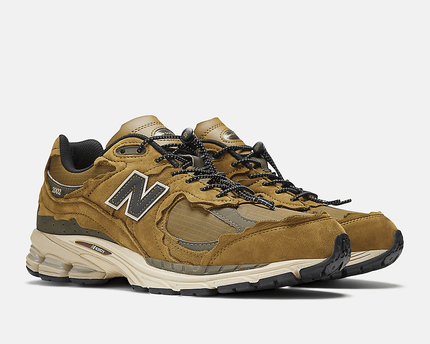 Men's New Balance 2002R High Desert Shoes