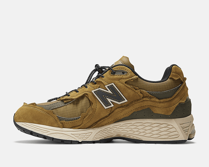 Men's New Balance 2002R High Desert Shoes