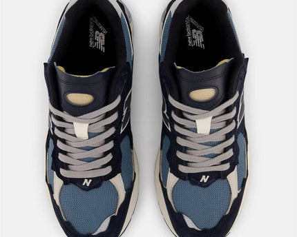Men's New Balance 2002R Navy Shoes