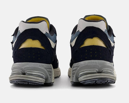 Men's New Balance 2002R Navy Shoes